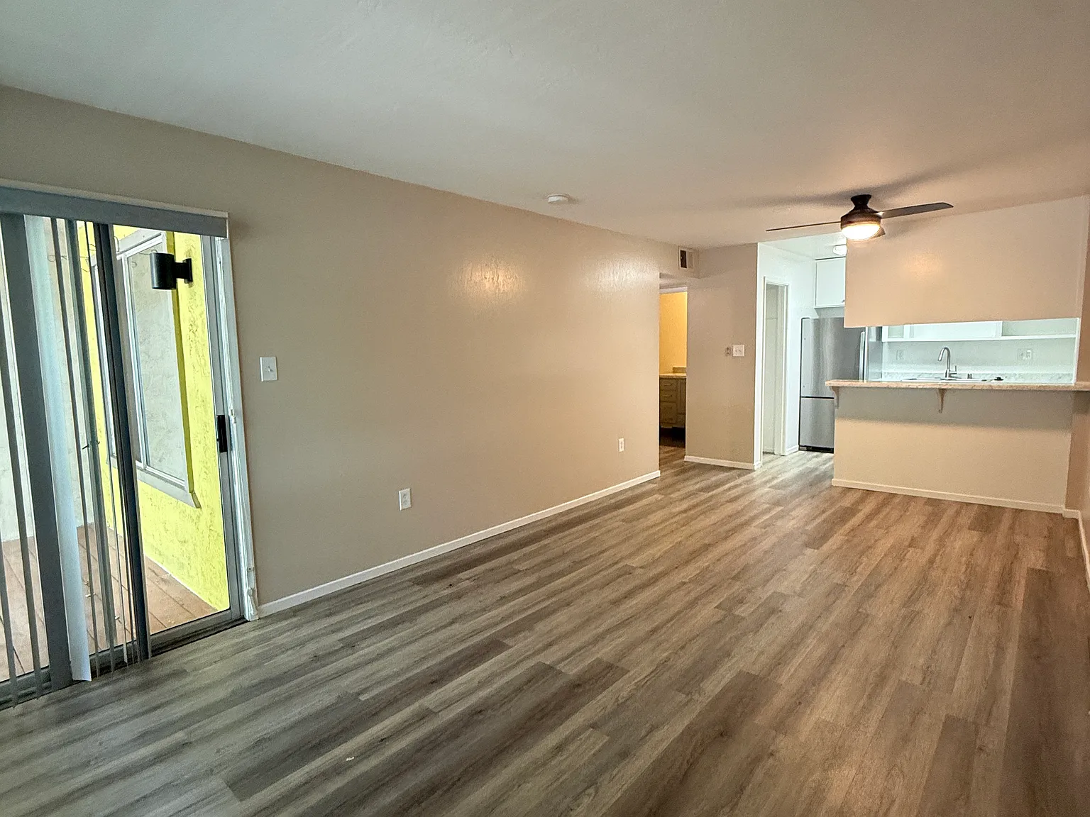3006 D St — Photo 2