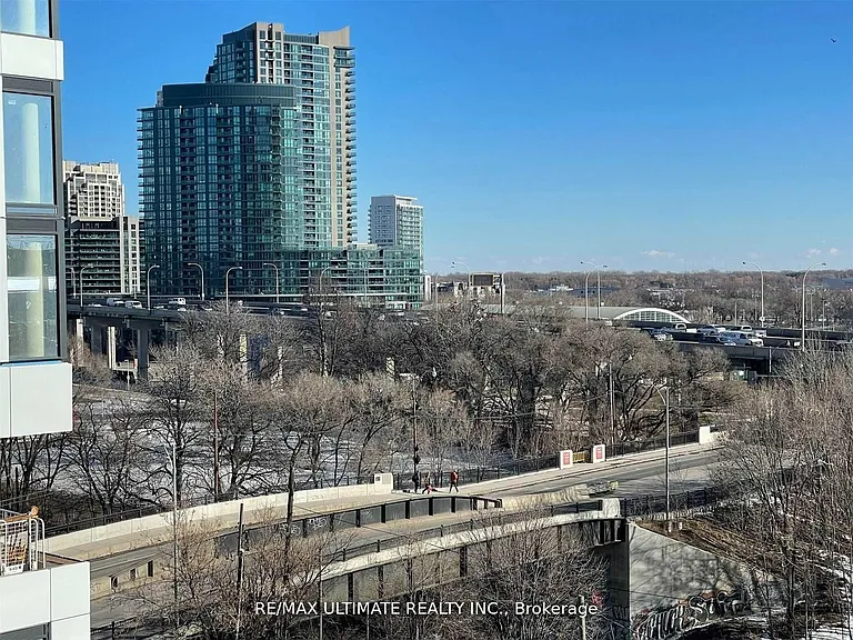 49 E Liberty St #601 — Photo 14