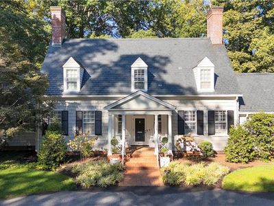 360 N Stratford Rd, Winston Salem, NC, 27104