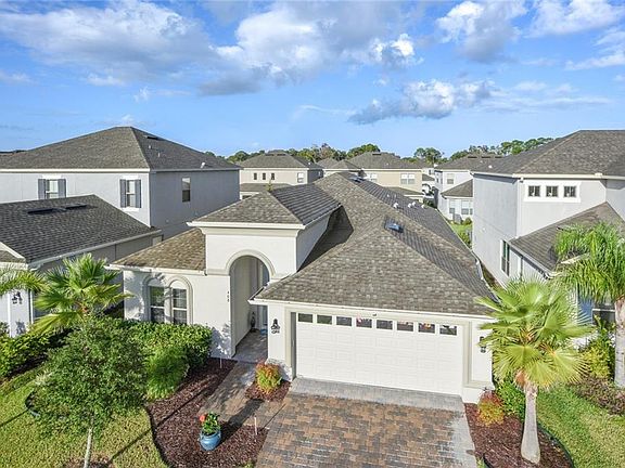 2nd image of 408 Treasure Ln