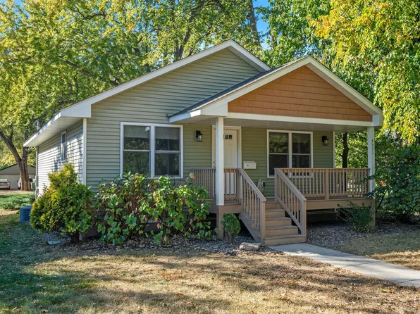 4331 Vera Cruz Ave N, Crystal, MN 55422