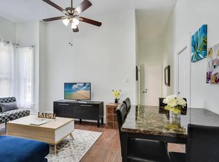 209 E 38th St APT C, Austin, TX 78705