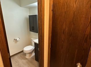 4035 S 41st St, Milwaukee, WI 53221