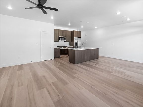 5th image of 740 Blue River Parkway UNIT A25