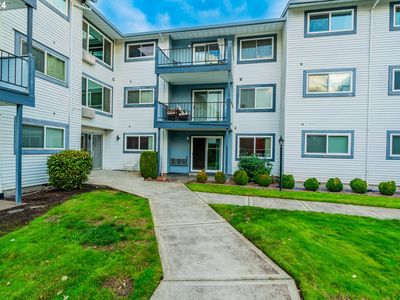 950 Evergreen Rd APT 130, Woodburn, OR, 97071