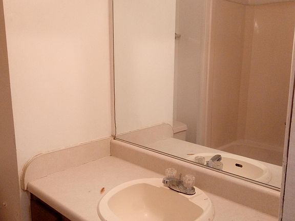 4th image of 3613 Chimney Creek Dr