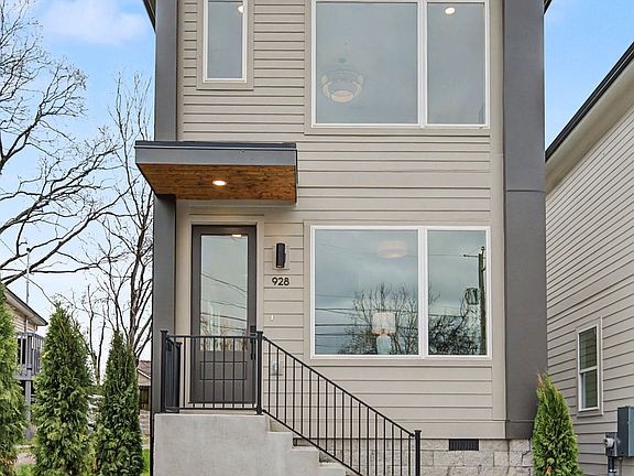 2nd image of 928 West Ave