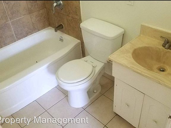 5th image of 616 N Sabina St APT A