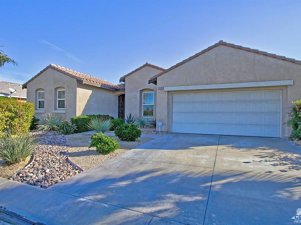 1st image of 49604 Sherman Dr