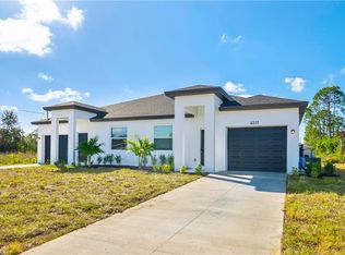 5028/5030 Locke Ln, Lehigh Acres, FL 33973