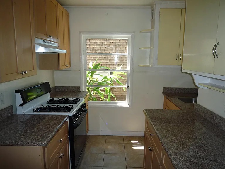 2007 Rose St #A — Photo 1