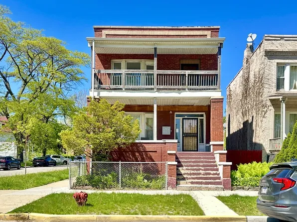 2704 E 77th St, Chicago, IL