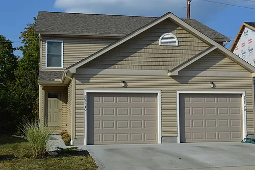 585 Birch Hill Dr #27 Photo 1
