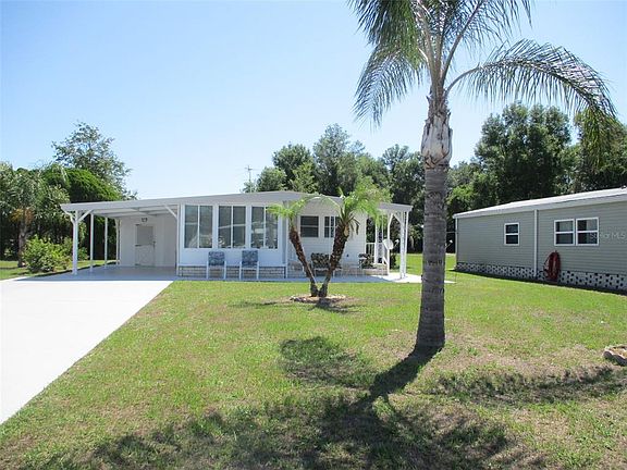 2nd image of 3734 Castle Dr