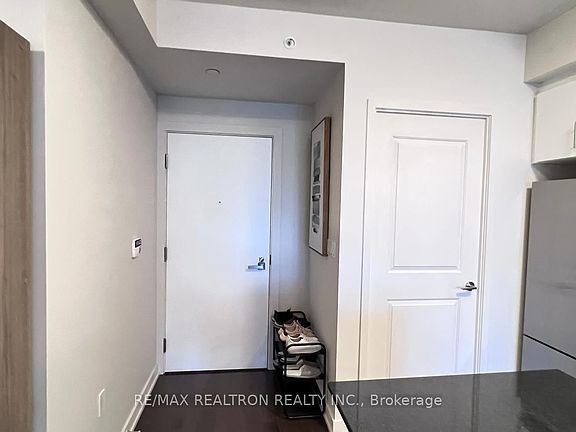 5th image of 1 The Esplanade Dr #2107