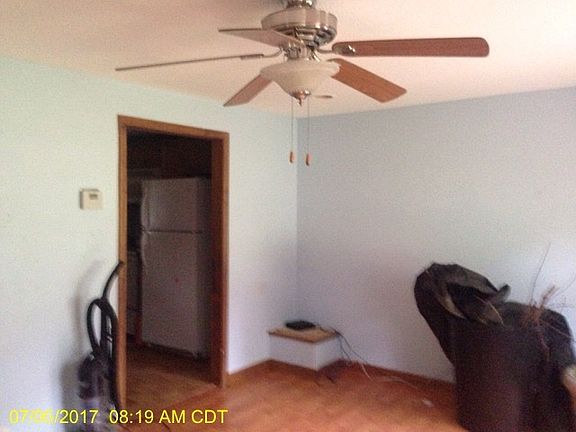 3rd image of 2804 N 75th Ter