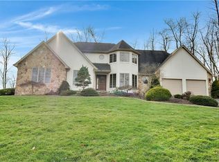41 Galati Ln, Canonsburg, PA 15317