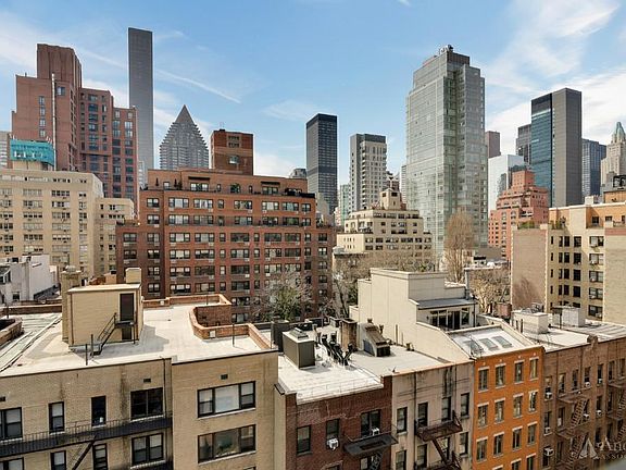 3rd image of 347 E 53rd St APT 9D