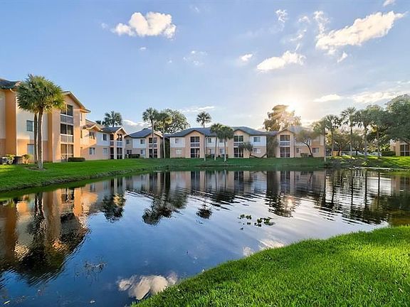 4th image of 9877 Westview Dr APT 620