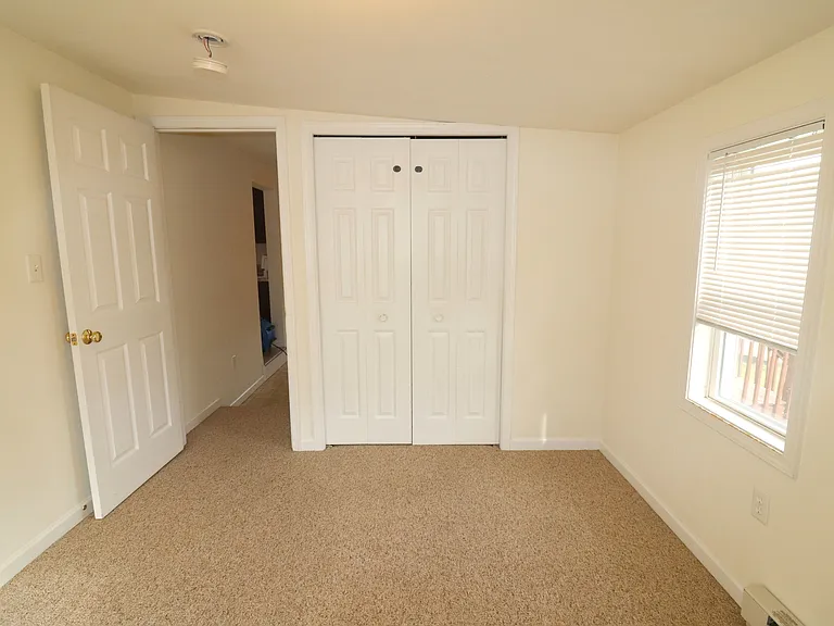 709 Main St #B — Photo 16