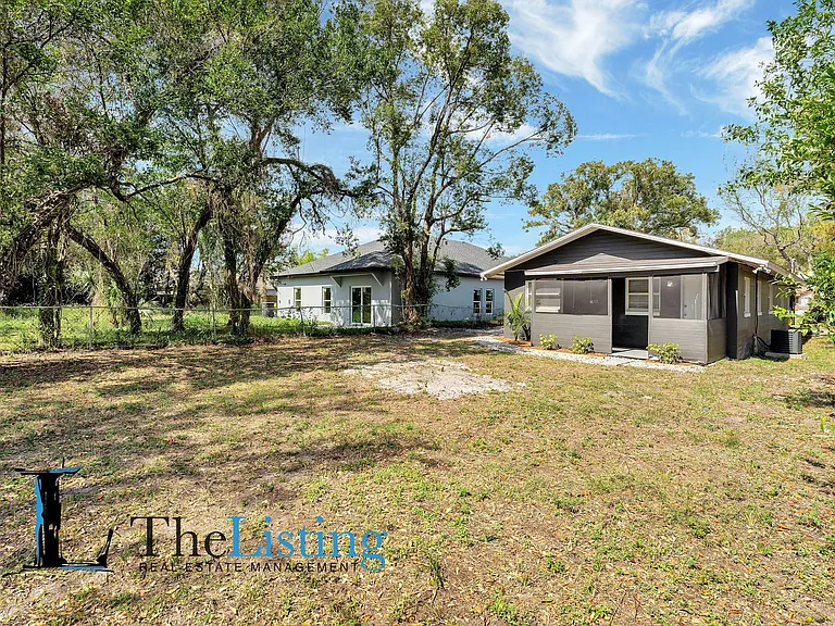 1820 Rogers Ave #B-1 — Photo 12