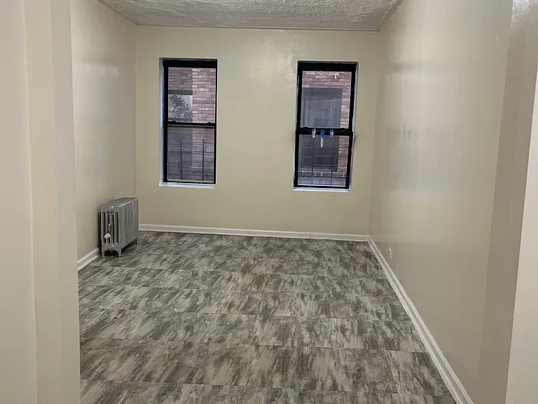 3534 Bronx Blvd #3 — Photo 1