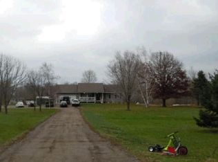 36465 Oriole Ave, Lindstrom, MN 55045