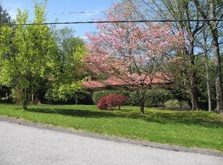 2 Hazen Ln, Carmel, NY 10512