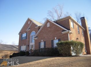 6353 Greenock Dr, Stone Mountain, GA 30087