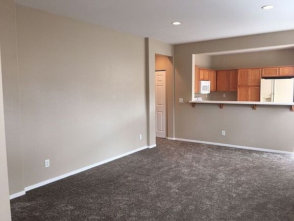 5th image of 5328 Village Meadows Dr