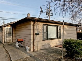 633 Douglas Ave, Calumet City, IL 60409