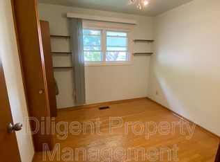 186 Collison Ave UNIT 2, Peterborough, ON K9J 1A4