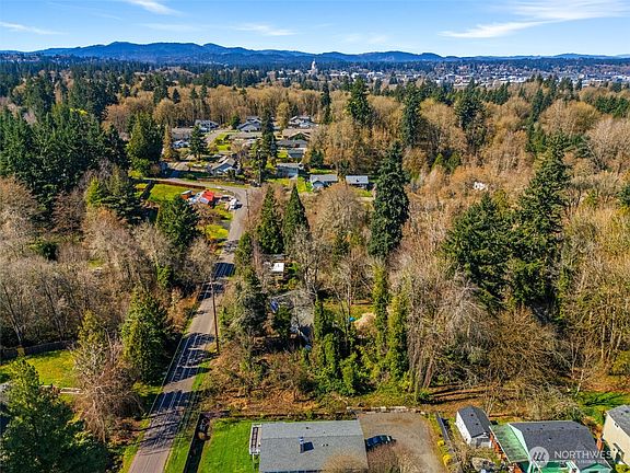 2nd image of 1 Beacon Avenue SE