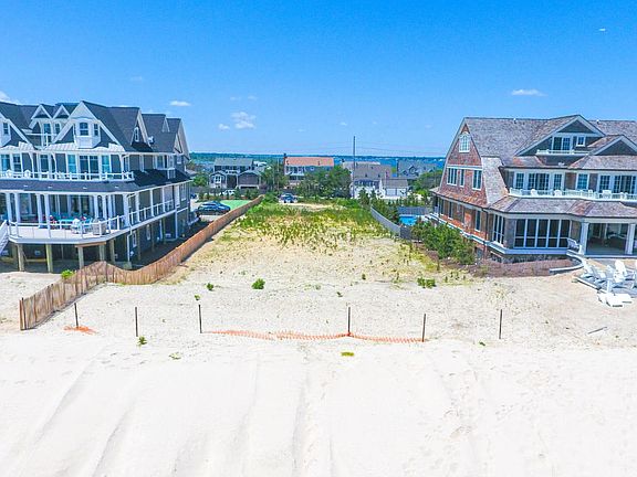 5th image of 1033 Ocean Ave