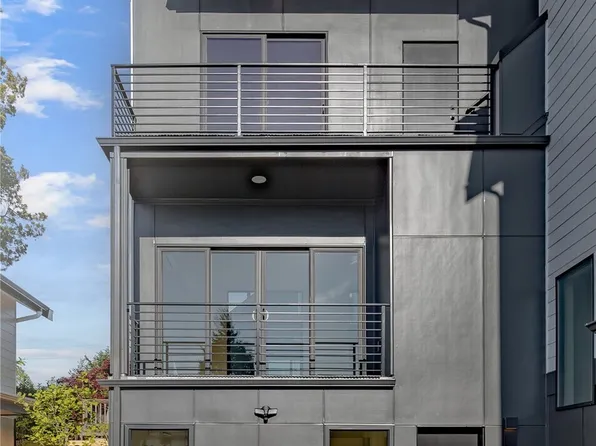 326 NW 80th Street #B, Seattle, WA 98117