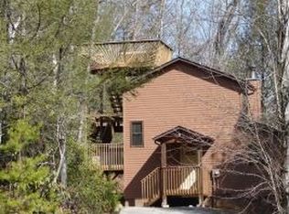 1726 Brent Hills Blvd, Gatlinburg, TN 37738