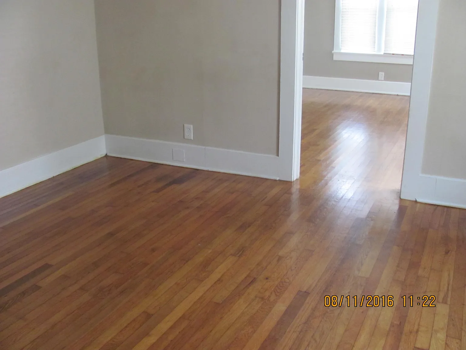 2 bed, 700 sqft, $1,125 — Photo 4