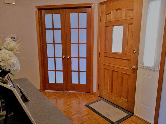 4th image of 644 Berkshire Dr