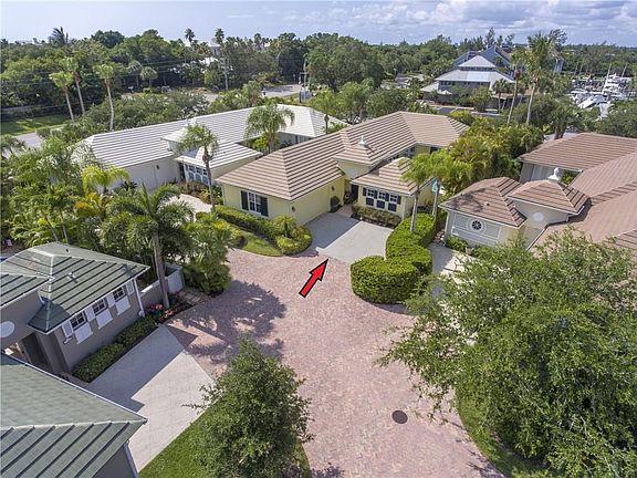 4th image of 2171 Sea Mist Ct
