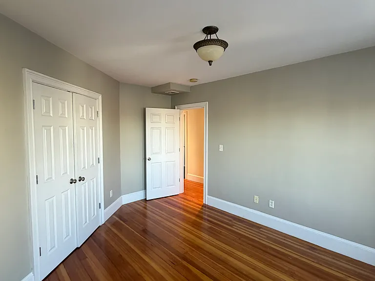 45 Houghton St #2 — Photo 9