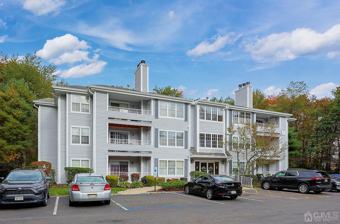 309 Raintree Ct, Helmetta, NJ 08828 Zillow