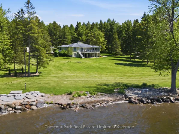 3587 County Road 7, Prince Edward County, ON K0K 2T0