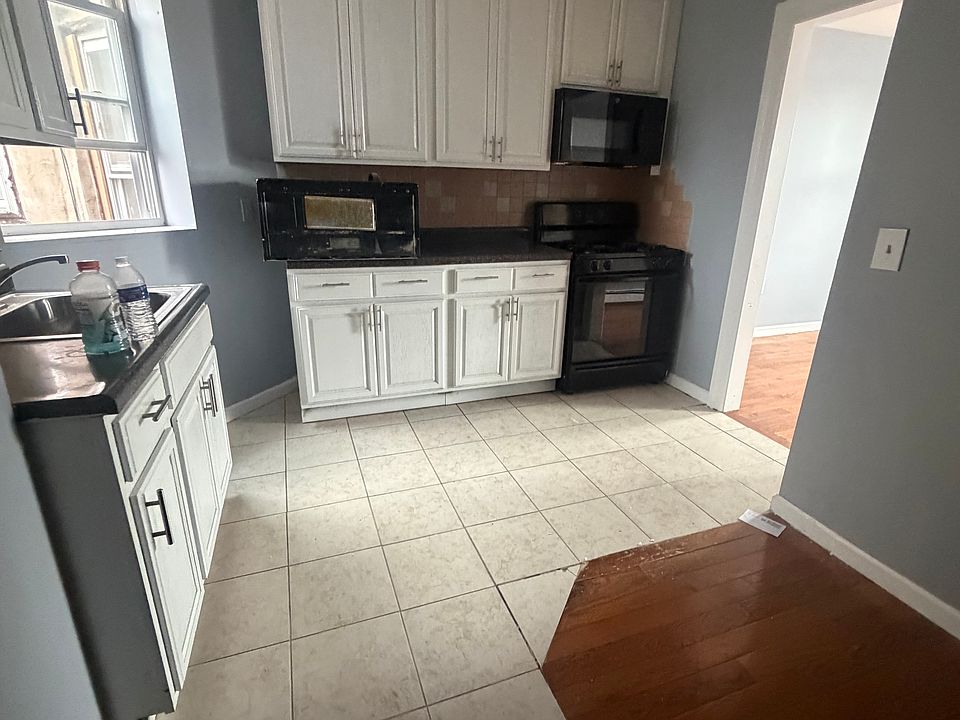 1st image of 554 Avenue C APT 4A