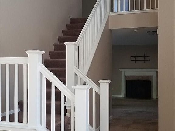 3rd image of 3966 Regatta Dr