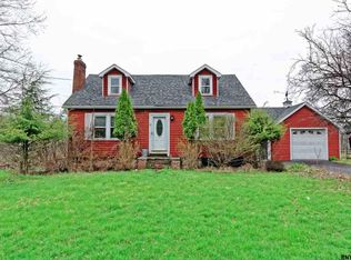936 Sacandaga Rd, Glenville, NY 12302