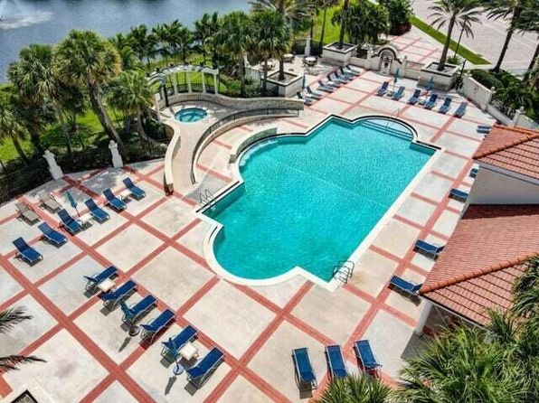 5072 Dulce Ct