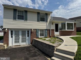 3805 Andrea Rd, Philadelphia, PA 19154