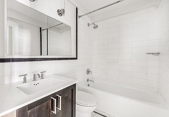 4th image of 56 7th Ave APT 2A