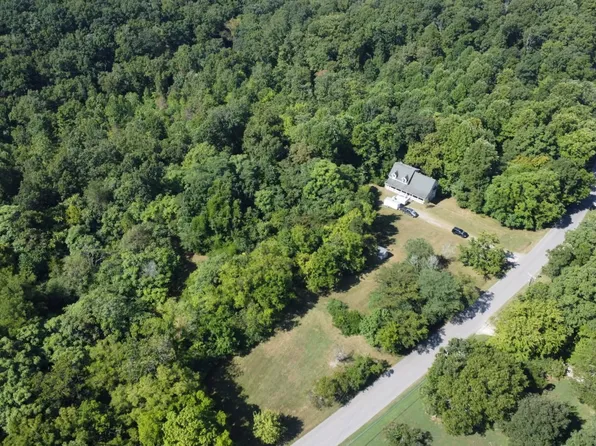 4141 Gourley Rd, Pegram, TN 37143