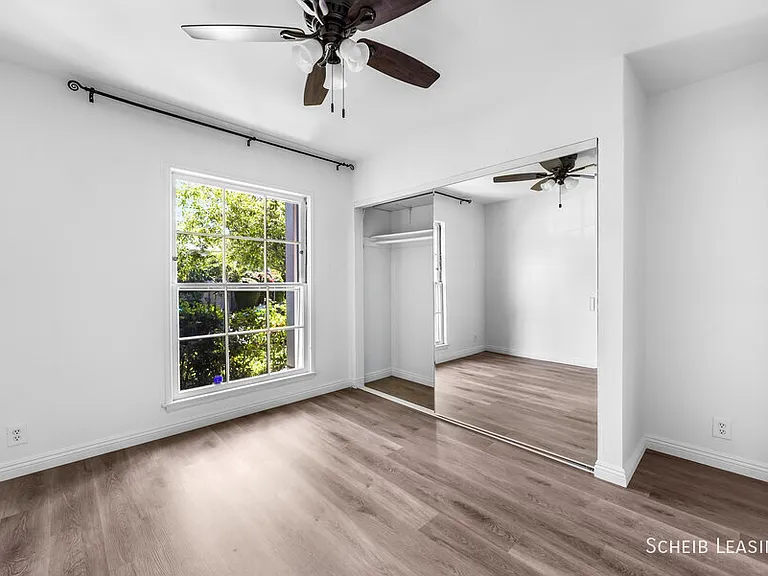 145 S Roxbury Dr #1 — Photo 11